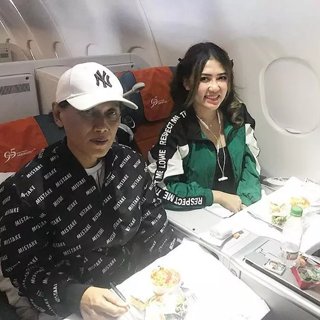 potret kebersamaan pedangdut dan ayah © instagram potret kebersamaan pedangdut dan ayah © instagram