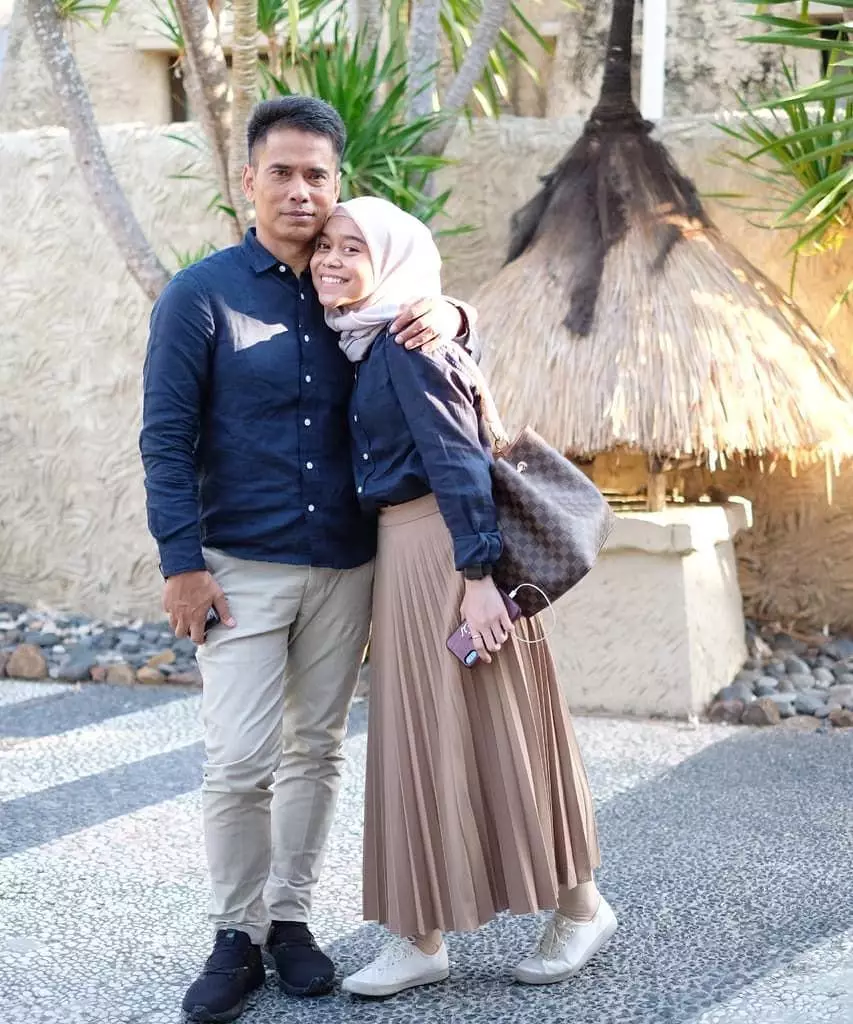 potret kebersamaan pedangdut dan ayah © instagram potret kebersamaan pedangdut dan ayah © instagram