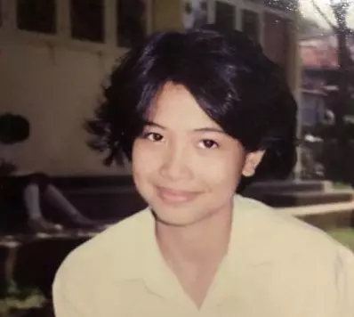 potret remaja presenter infotainment wanita dari berbagai sumber