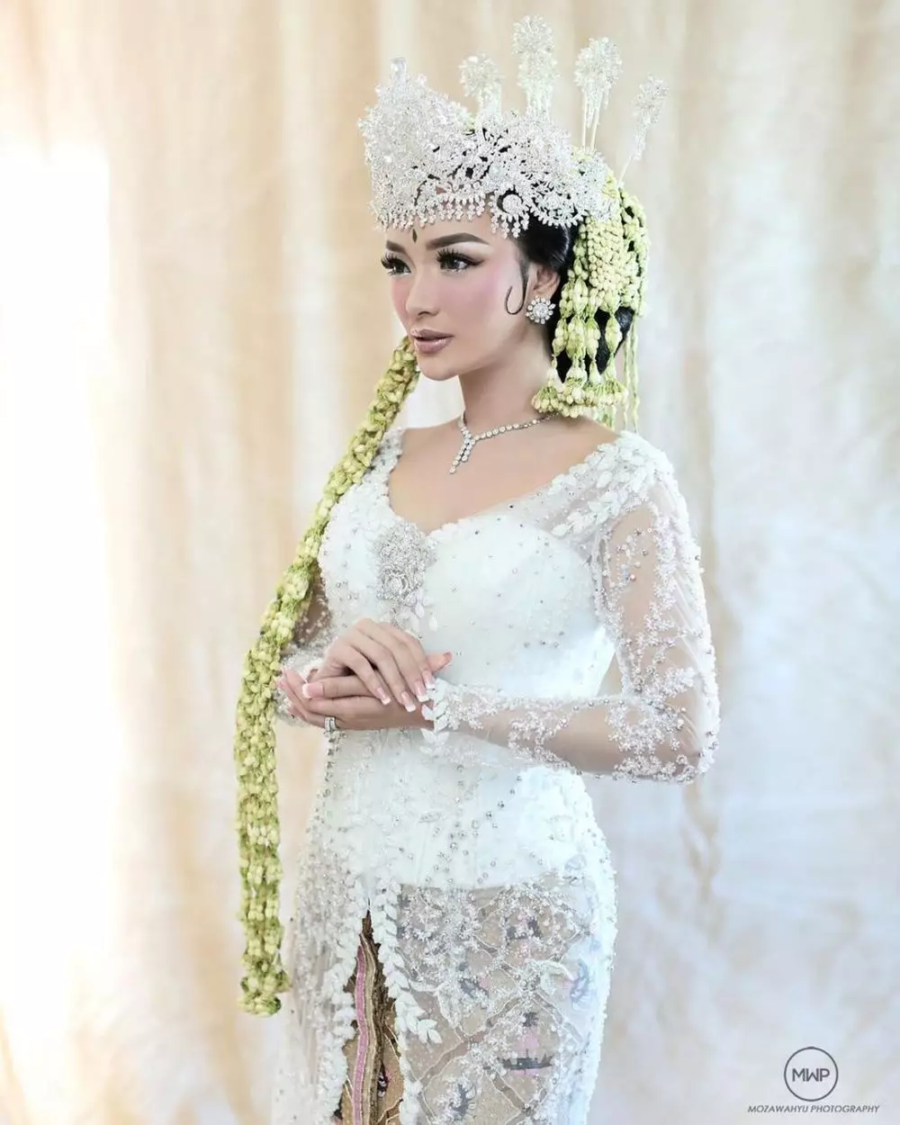 pesona pedangdut menikah dengan adat sunda © instagram