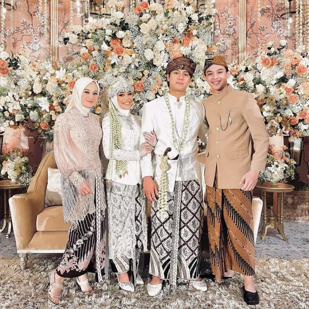 Potret groomsmen Rizky Billar © 2021 brilio.net