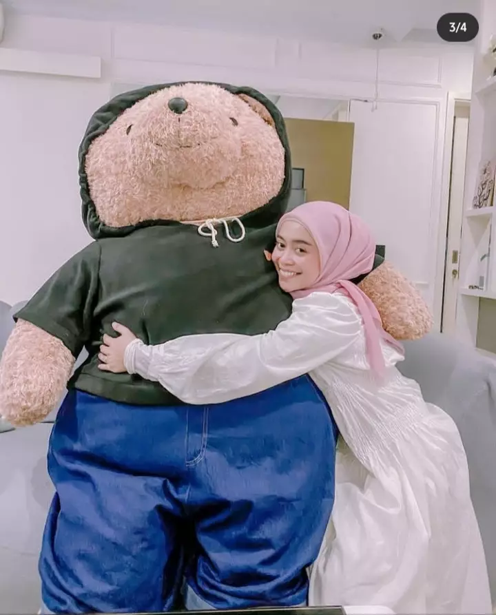 Kado Billar untuk Lesty sebelum menikah Berbagai sumber 