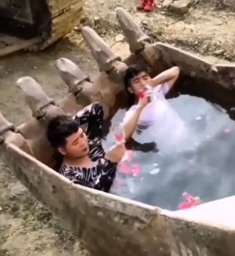 momen lucu orang asal berendam © 2021 instagram.com momen lucu orang asal berendam © 2021 instagram.com