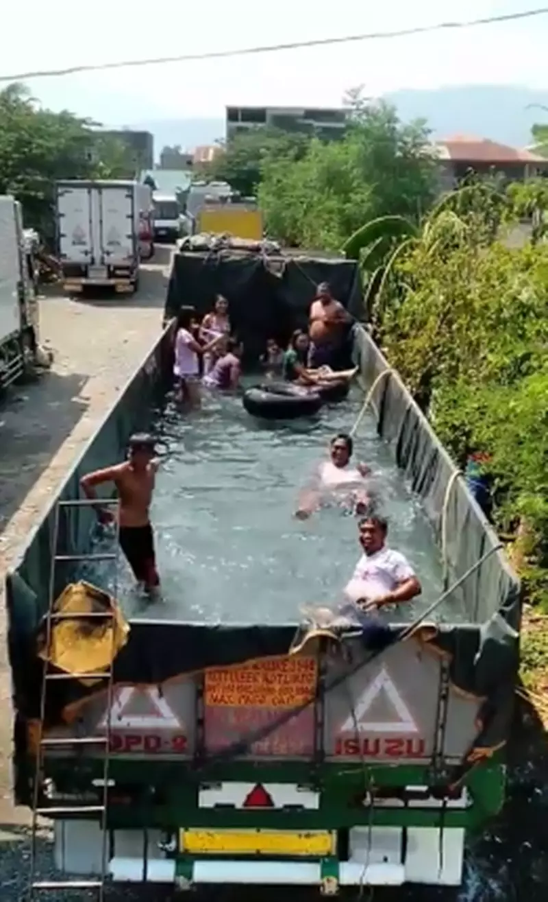 momen lucu orang asal berendam © 2021 instagram.com momen lucu orang asal berendam © 2021 instagram.com