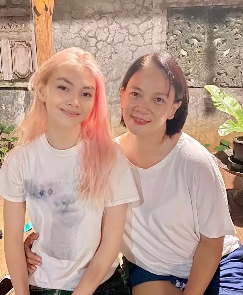 Seleb usia 50-an bareng anak © 2021 brilio.net