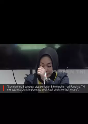 Nakes wanita ini ajukan diri jadi tentara Instagram Nakes wanita ini ajukan diri jadi tentara Instagram
