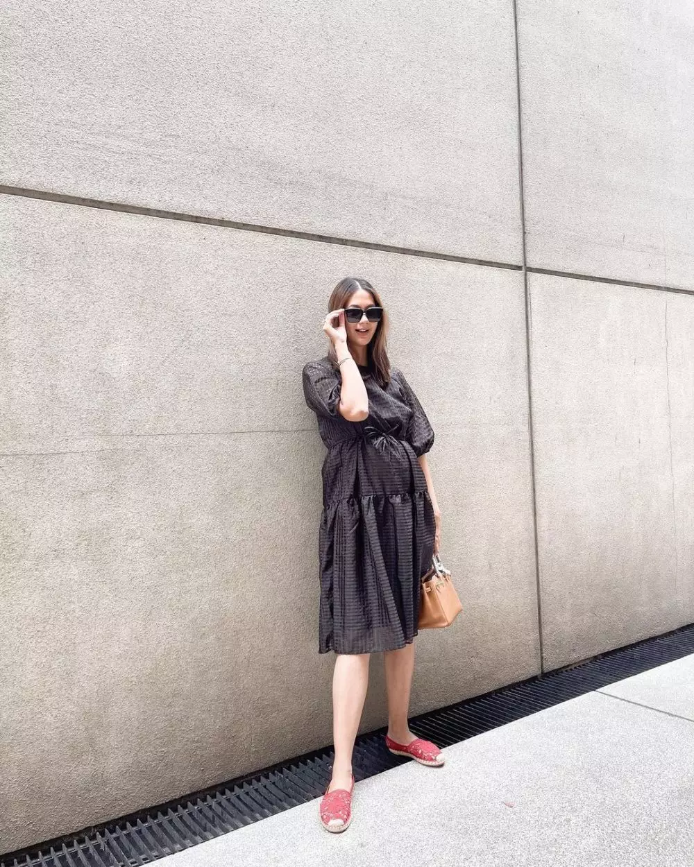 Potret Paula pamer baby bump © 2021 brilio.net