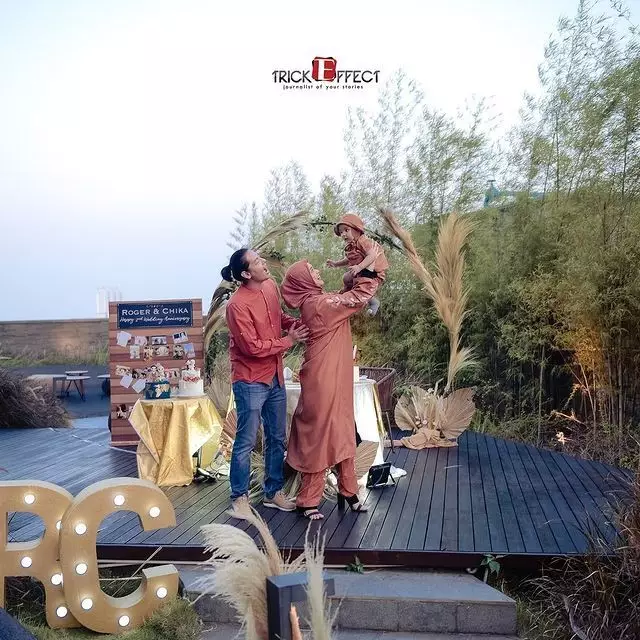 Momen ultah pernikahan Cut Meyriska & Roger ke 2 dari berbagai sumber