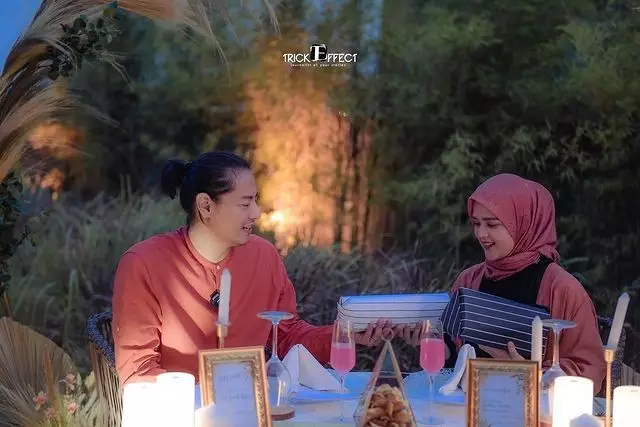 Momen ultah pernikahan Cut Meyriska & Roger ke 2 dari berbagai sumber