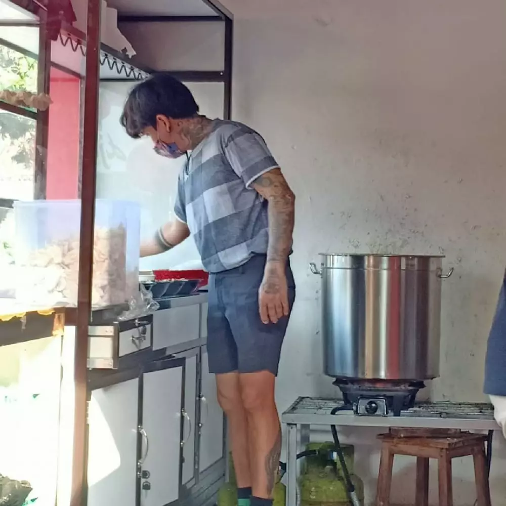 penampakan warung makan hudson imb © instagram