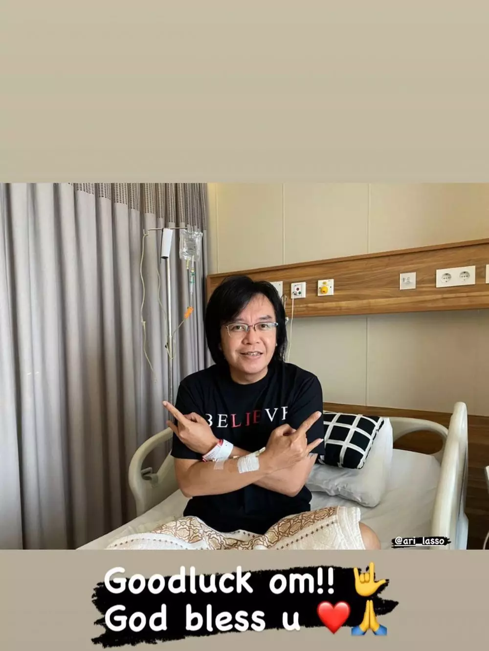 Potret Ari Lasso dirawat di rumah sakit © Instagram/@ari_lasso Potret Ari Lasso dirawat di rumah sakit © Instagram/@ari_lasso