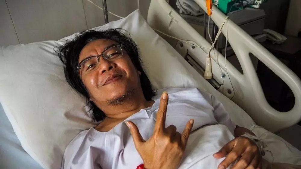 Potret Ari Lasso dirawat di rumah sakit © Instagram/@ari_lasso Potret Ari Lasso dirawat di rumah sakit © Instagram/@ari_lasso