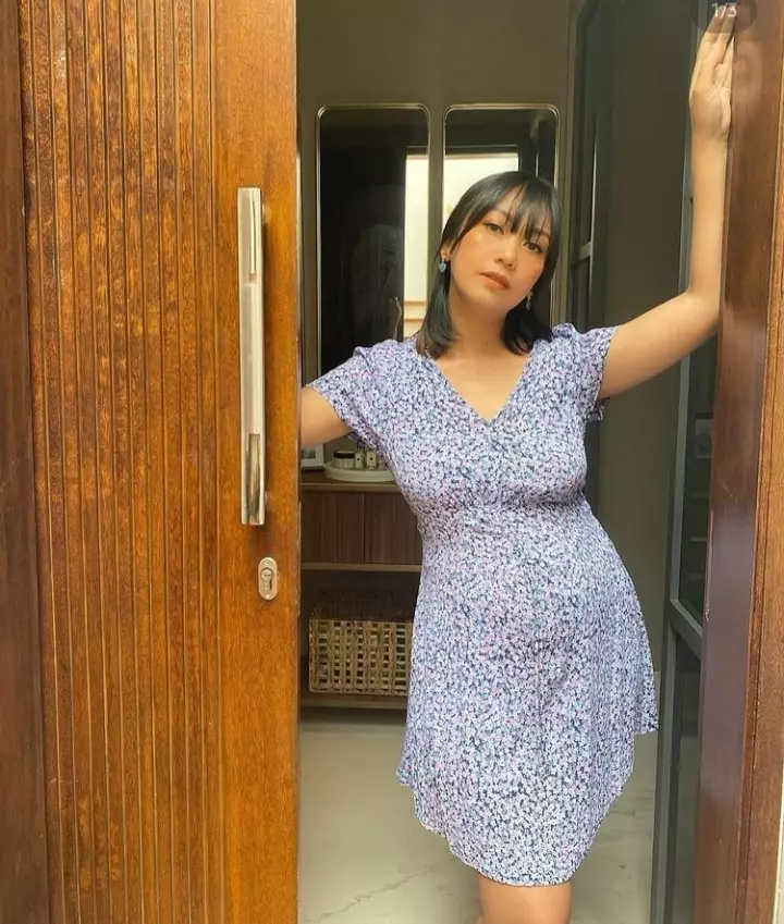 pesona Nola B3 tunjukkan baby bump Instagram/@rafianola pesona Nola B3 tunjukkan baby bump Instagram/@rafianola
