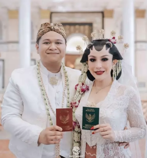 pedangdut wanita saat menikah © 2021 brilio.net pedangdut wanita saat menikah © 2021 brilio.net