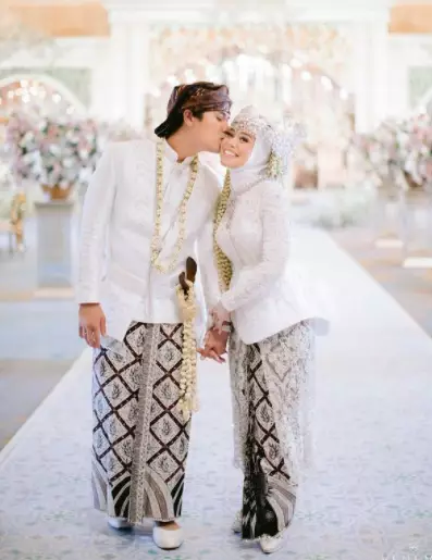 pedangdut wanita saat menikah © 2021 brilio.net pedangdut wanita saat menikah © 2021 brilio.net