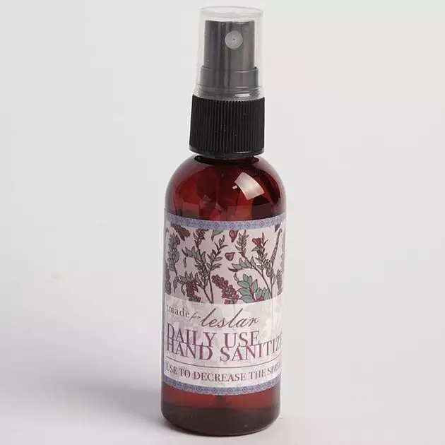 suvenir Lesty & Rizky Billar dari lamaran sampai akad  © 2021 brilio.net