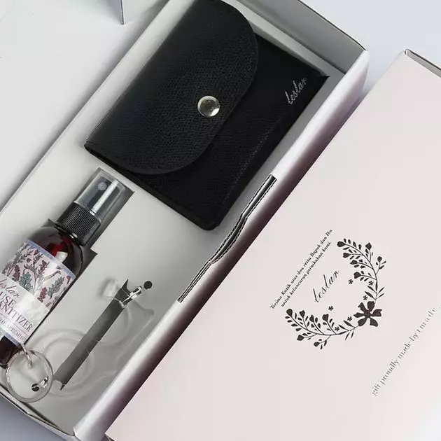 suvenir Lesty & Rizky Billar dari lamaran sampai akad  © 2021 brilio.net