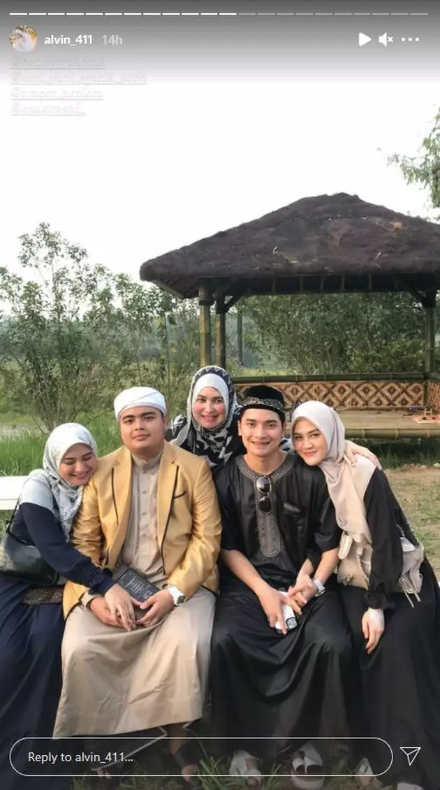 Alvin Faiz dan Henny Rahman usai menikah © 2021 brilio.net