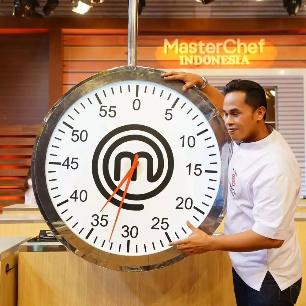 pencapaian Lord Adi di MasterChef 8 © 2021 brilio.net pencapaian Lord Adi di MasterChef 8 © 2021 brilio.net
