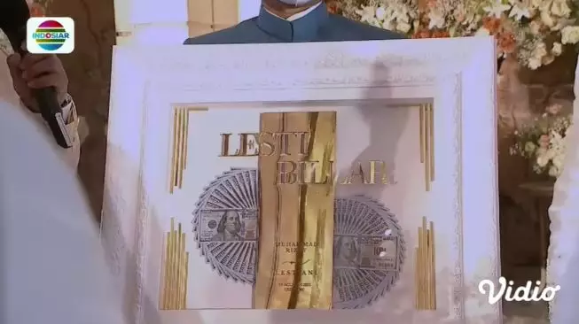 seleb ini nikah dengan mahar mata uang asing dari berbagai sumber