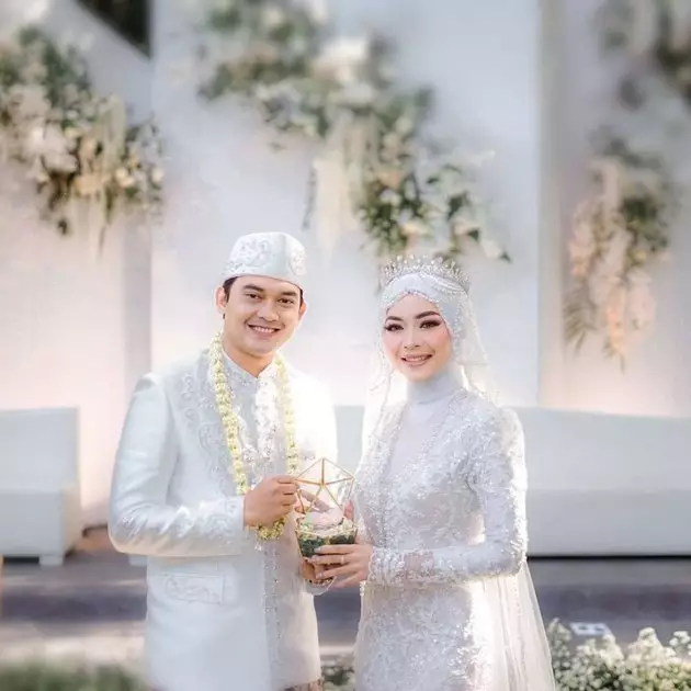 seleb ini nikah dengan mahar mata uang asing dari berbagai sumber