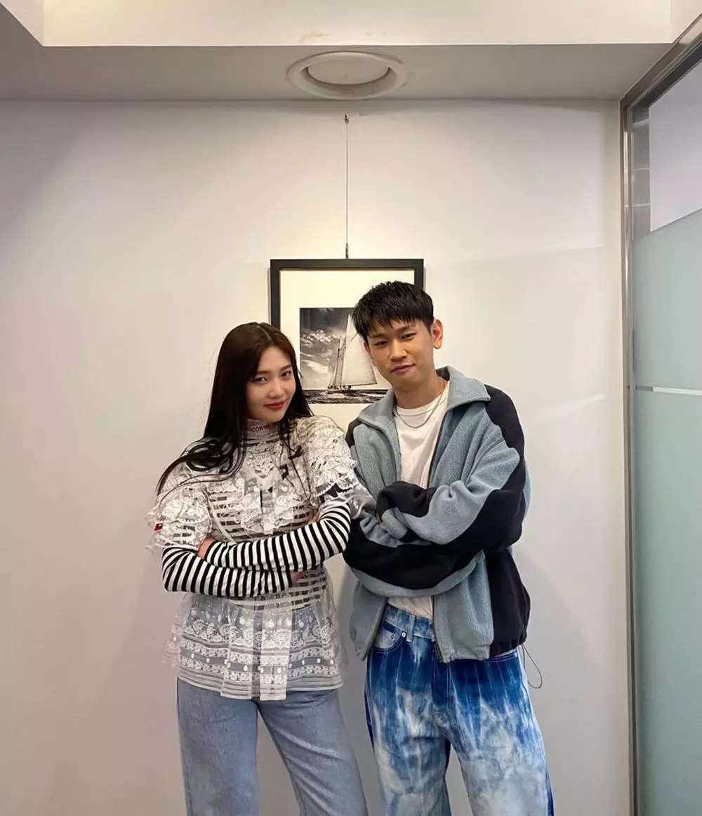 potret kebersamaan Joy Red Velvet & Crush Instagram/@_imyour_joy