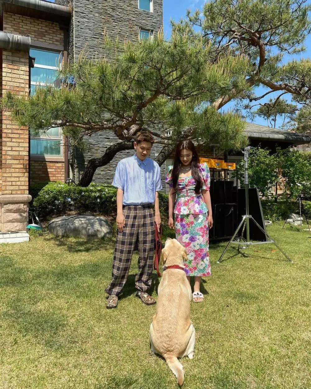 potret kebersamaan Joy Red Velvet & Crush Instagram/@_imyour_joy