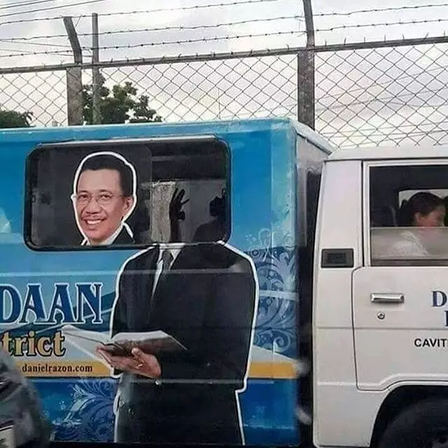 benda nyeleneh ngagetin di kaca © 2021 instagram.com