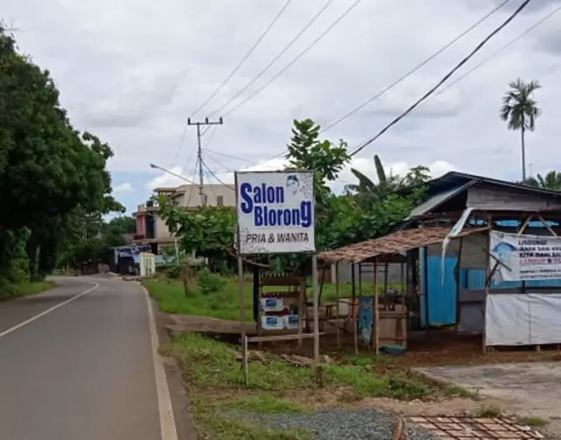 nama warung temanya serem banget © 2021 twitter.com