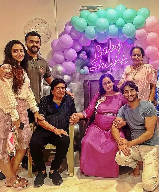 potret baby shower istri Shaheer Sheikh © Instagram/@mushtaqshiekh