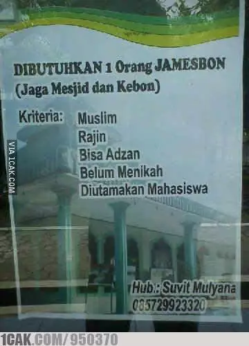 spanduk lowongan pekerjaan absurd banget © 2021 1cak.com