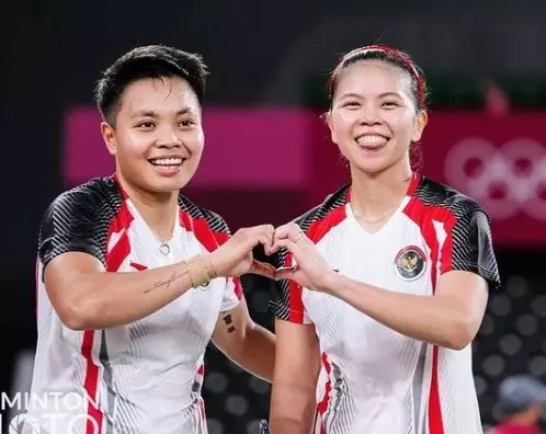 Warga China ini kagumi sikap Greysia Polii di Olimpiade Tokyo 2020 © berbagai sumber Warga China ini kagumi sikap Greysia Polii di Olimpiade Tokyo 2020 © berbagai sumber