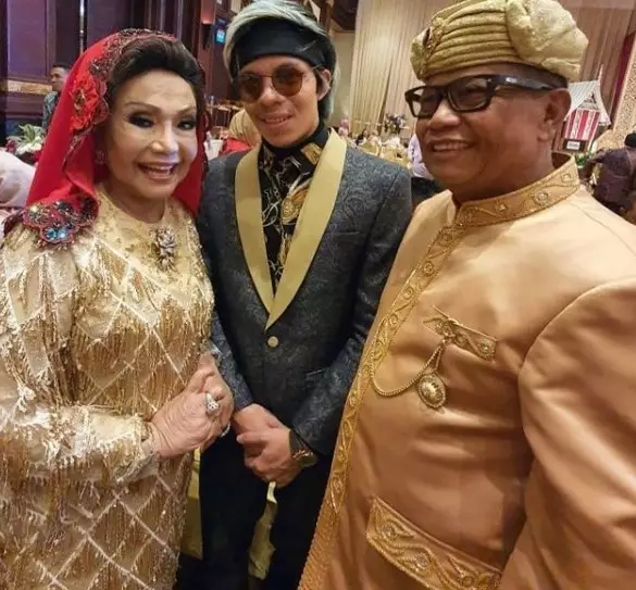 Potret kenangan Elly Kasim bareng rekan artis © berbagai sumber