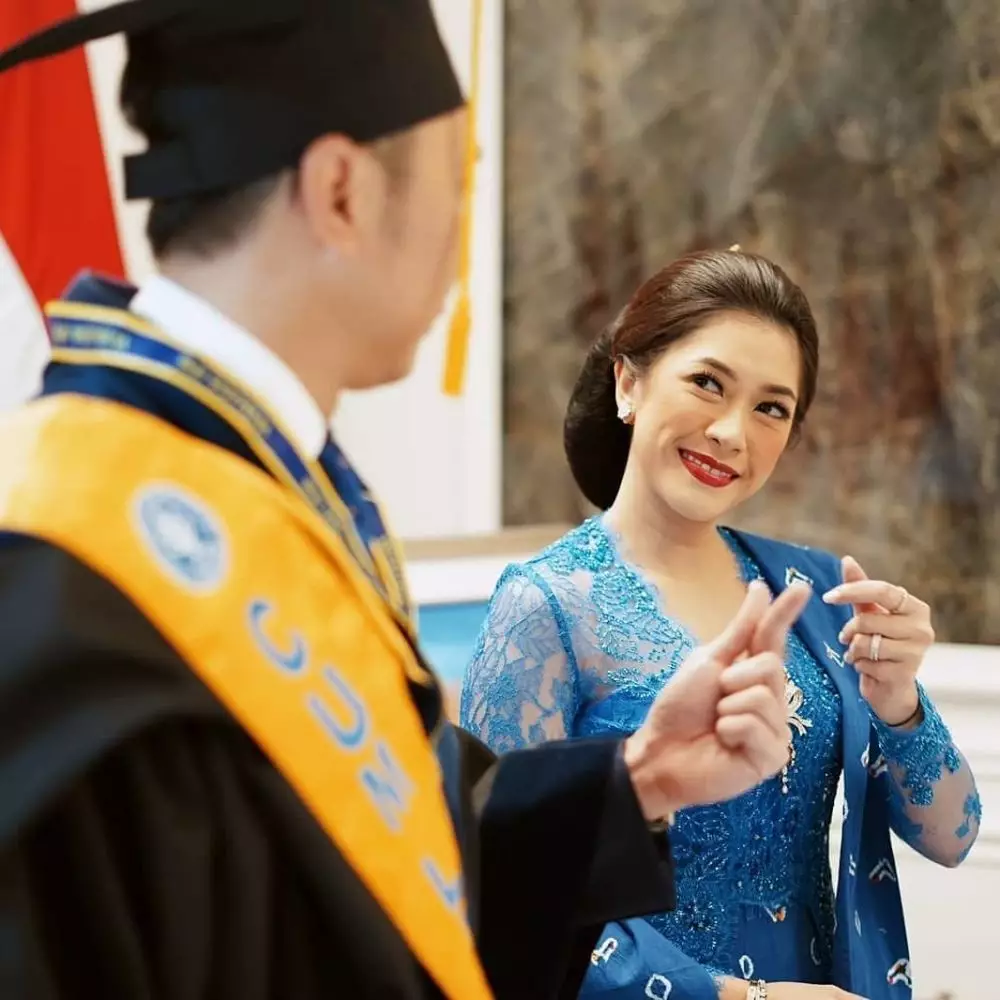 Momen wisuda Edhie Baskoro Yudhoyono Instagram Momen wisuda Edhie Baskoro Yudhoyono Instagram