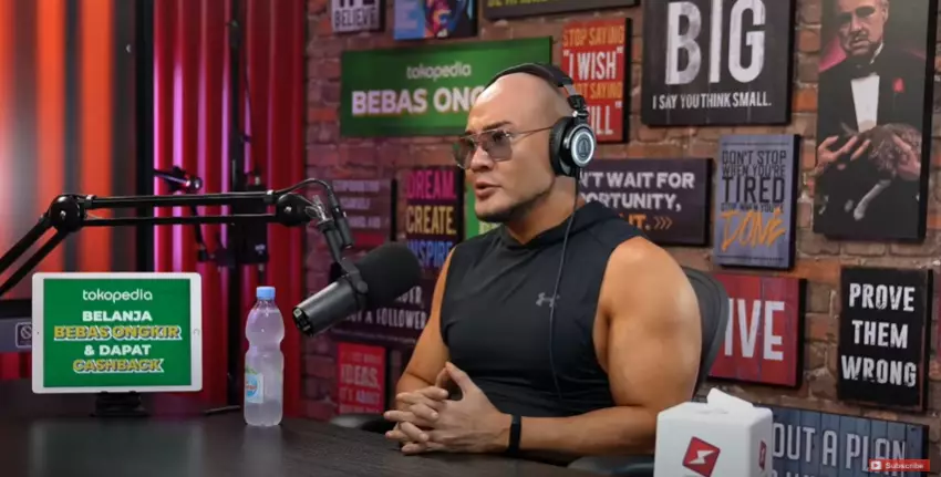 Azka Corbuzier takut kehilangan ayahnya YouTube dan Instagram Azka Corbuzier takut kehilangan ayahnya YouTube dan Instagram