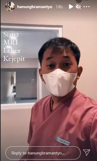 Hanung Bramantyo alami ruas leher menyempit © Instagram/@hanungbramantyo