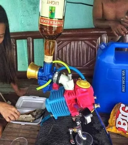 cara orang manfaatin dispenser lucu © 2021 1cak.com