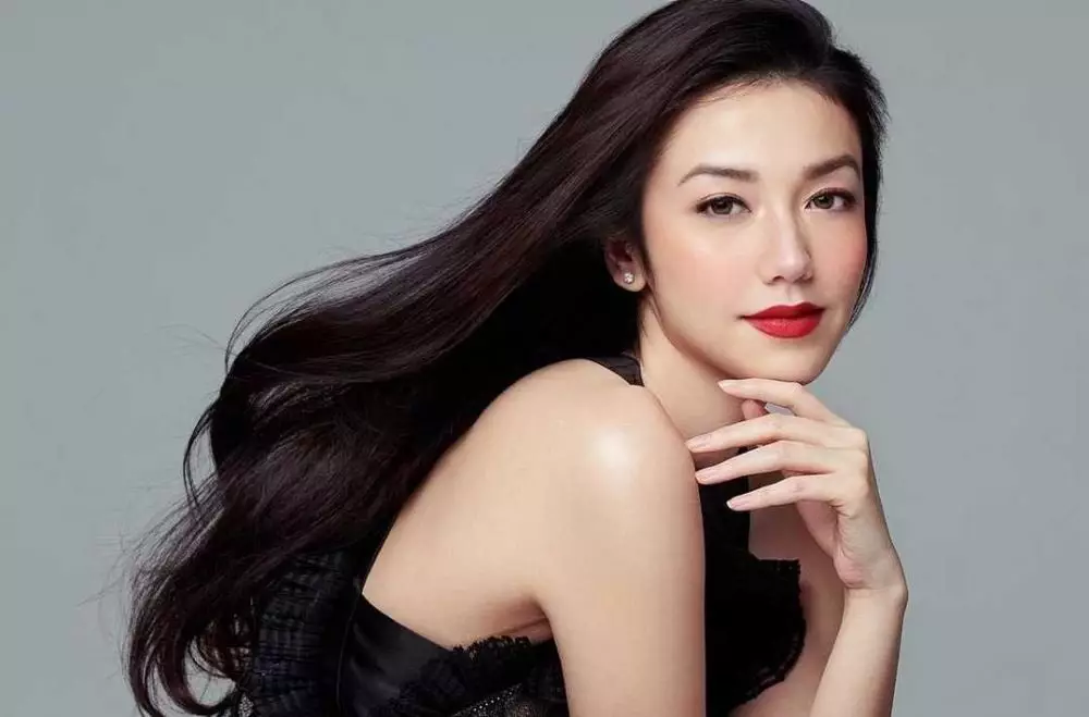 seleb ini langganan nominasi wanita tercantik dari berbagai sumber seleb ini langganan nominasi wanita tercantik dari berbagai sumber