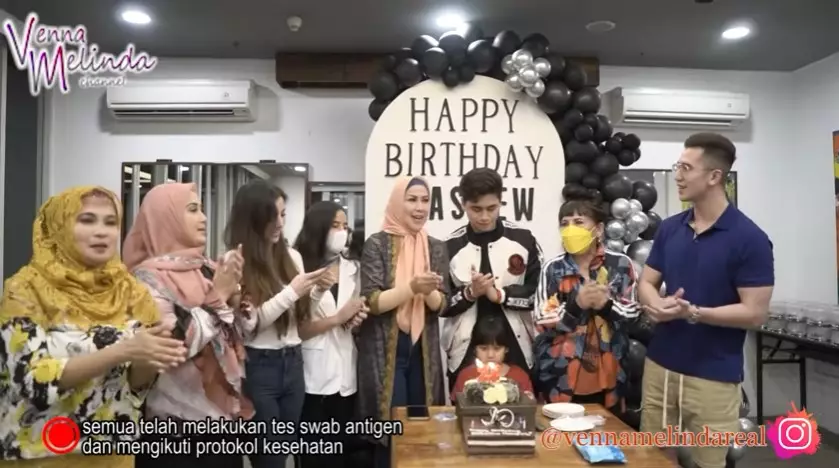 Momen ultah Athalla Naufal YouTube/Venna Melinda Channel