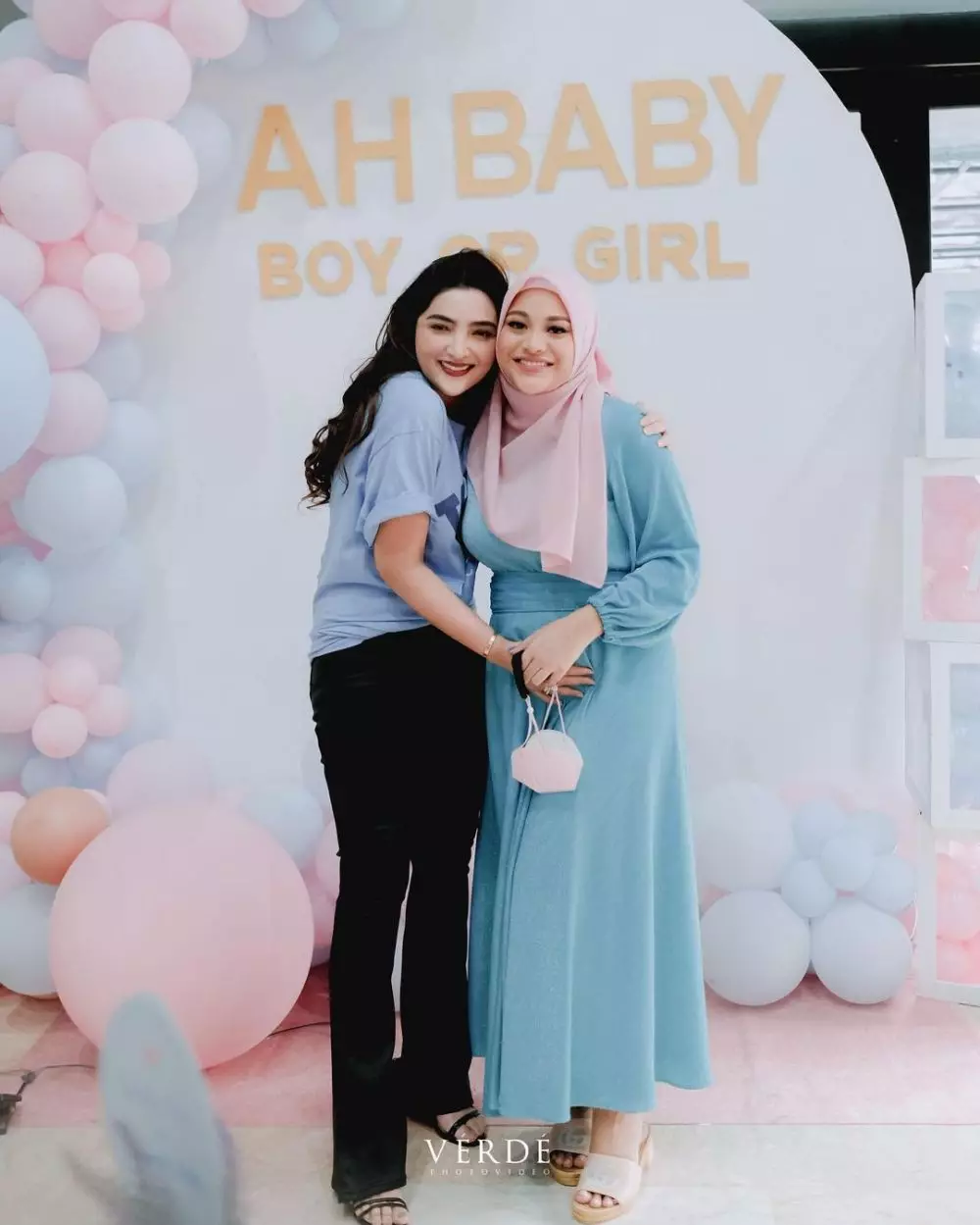 Momen manis gender reveal Aurel Hermansyah  Instagram © 2021 brilio.net