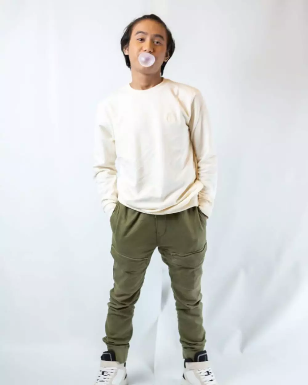 Potret terbaru Bowo © 2021 brilio.net Potret terbaru Bowo © 2021 brilio.net