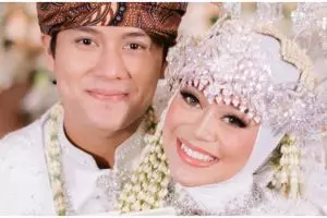 Megah abis, intip potret kue pernikahan Lesty Kejora dan Rizky Billar