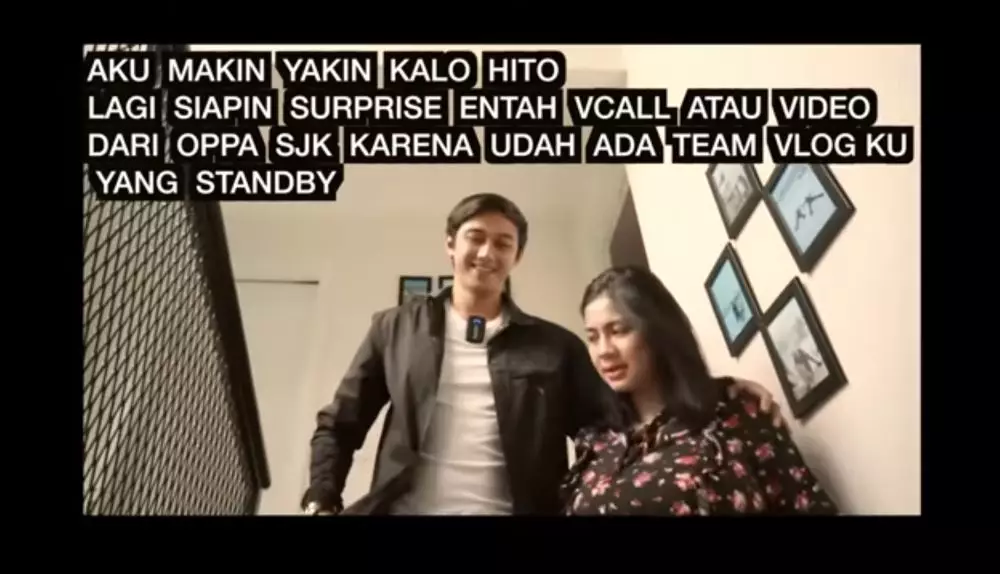 Momen Feli vc dengan Song Joong-ki © 2021 brilio.net Momen Feli vc dengan Song Joong-ki © 2021 brilio.net