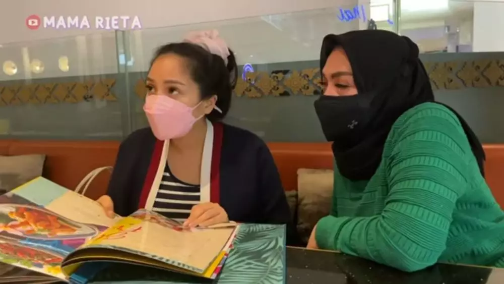 Nagita borong baju bayi © 2021 brilio.net