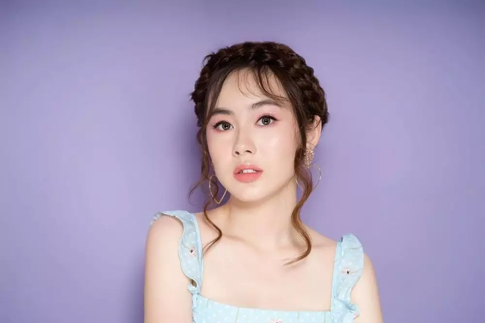  Potret Jennifer Eve  Instagram