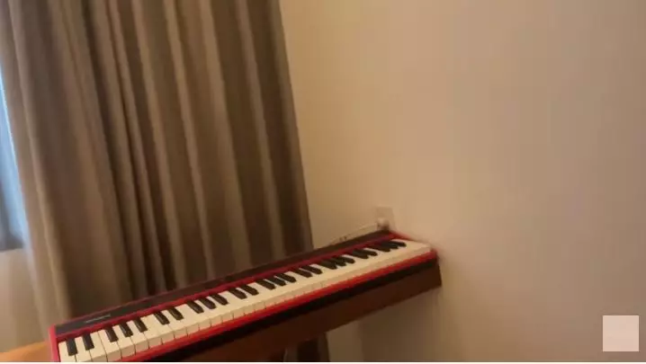 potret kamar nadya saat karantina © YouTube potret kamar nadya saat karantina © YouTube