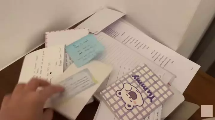 potret kamar nadya saat karantina © YouTube potret kamar nadya saat karantina © YouTube