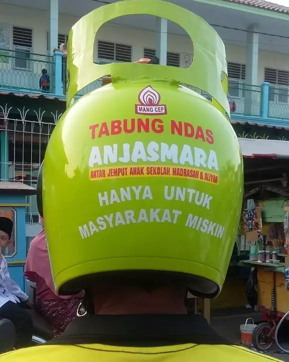 singkatan di peringatan lucu dan bikin bingung © 2021 1cak.com