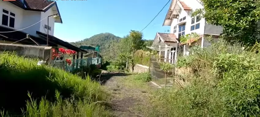 Penampakan puluhan vila mewah terbengkalai sejak 1998 YouTube