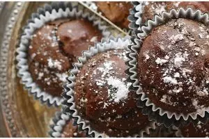 Tanpa disadari, ini 7 penyebab pengen ngemil manis usai makan berat